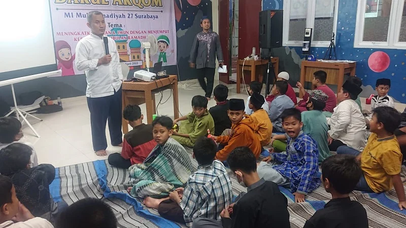 Darul Arqam Mimdatu Diwarnai Tangis Siswa