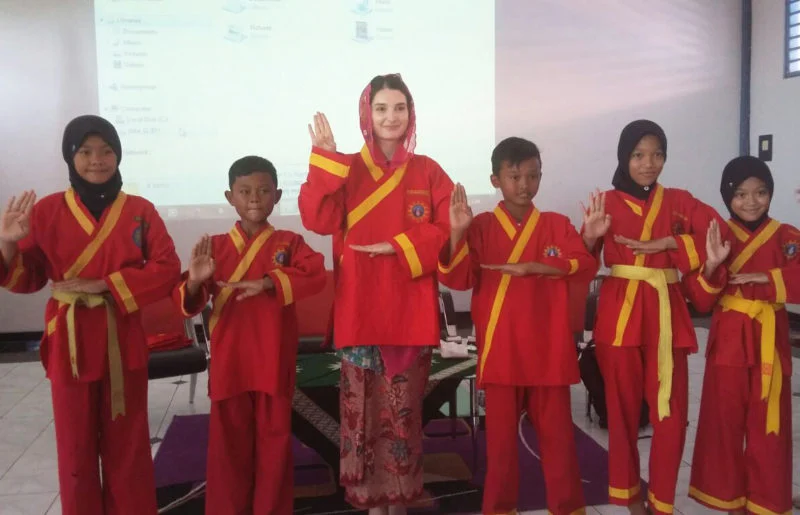 Anca Budala, Mahasiswi Rumania yang Tertarik pada Tapak Suci sebagai Seni Beladiri Asli Indonesia