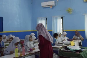 Murid Menyanyi I Go Back Slowly-Slowly, Tim Penguji Tertawa Ngakak