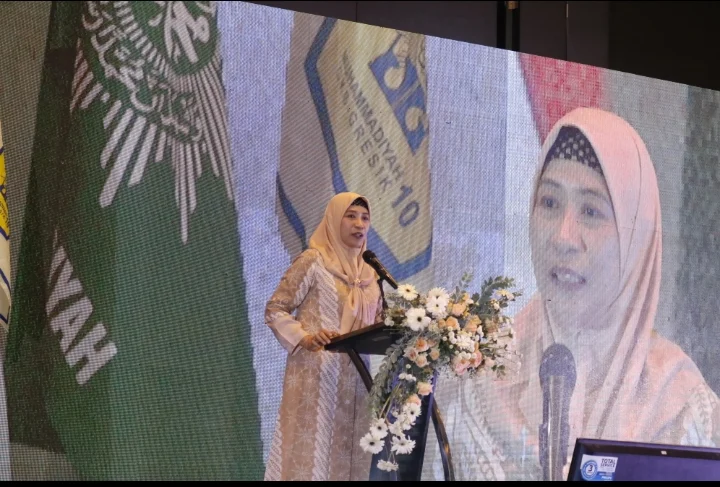 Pesan Prof Dr Eng Siti Machmumah ST MEng di Wisuda Smamio