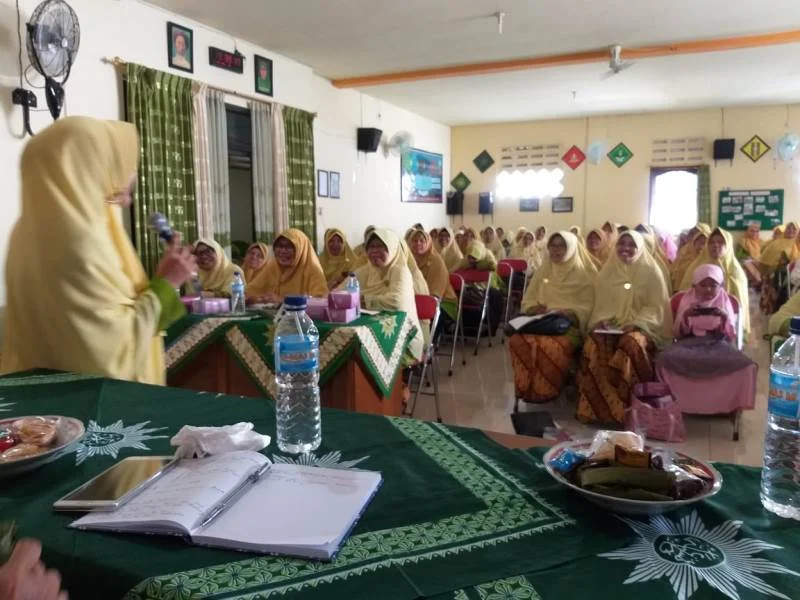 Watak Buruk Masyarakat Bisa Jadi Akibat Ulah Perilaku Para Pemimpin