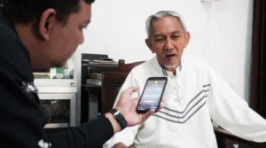 Muchtar Buchori, Jualan Deterjen demi Anak Yatim