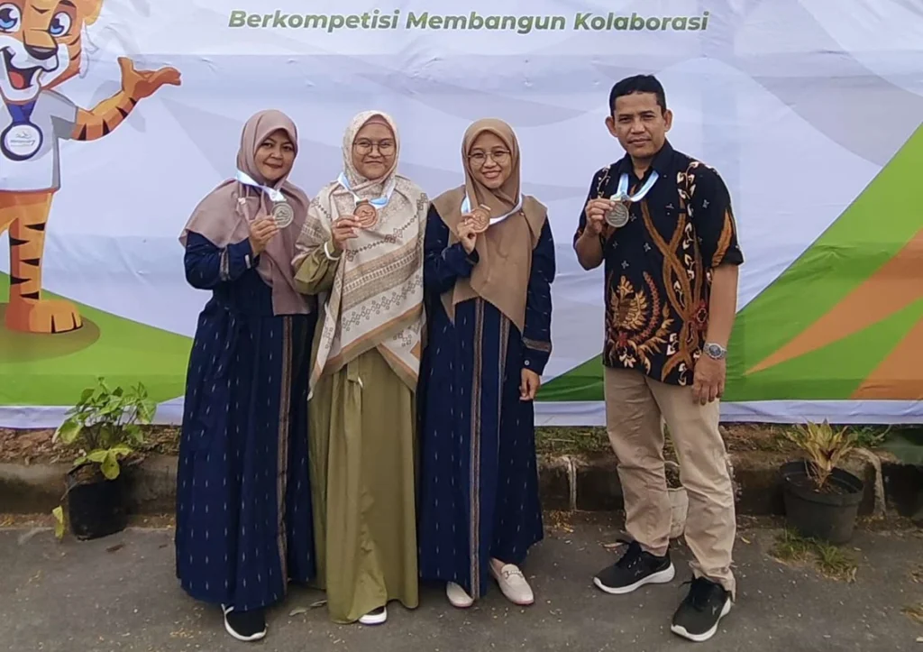 Empat Kontributor PWMU.CO dari Mugeb School Juara Inobel Olympicad 2024