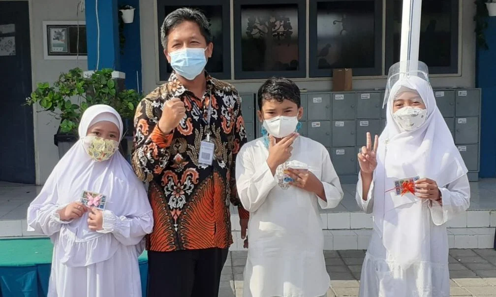 SD Mugeb Beri Penghargaan Siswa Berkarakter