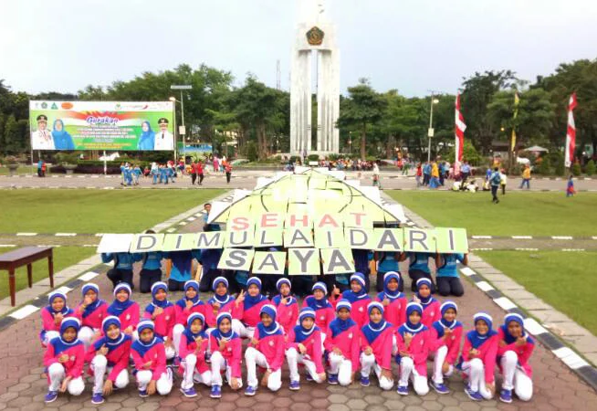 Lagi, SD Muhammadiyah 1 Sidoarjo Dipercaya Pimpin Senam bersama Bupati