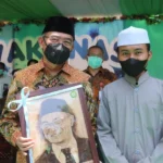 Datang ke Pesantren, Menko Muhadjir Baca Shalawat Raqqat Aina