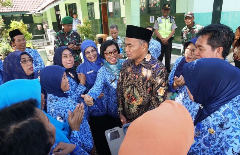 Sekolah 5 Hari Sepekan Justru Untungkan Madrasah Diniyah