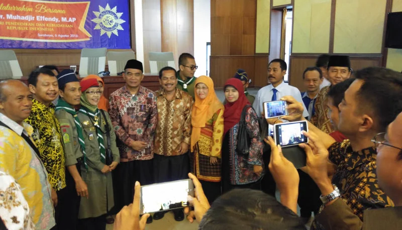 Ini Isyarat Mendikbud Prof Muhadjir Effendy: Di Tangan Guru Profesional, Kurikulum Apapun Tak Ada Masalah