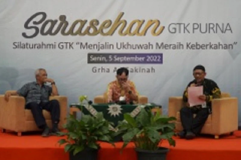 Pesan Busyro Muqoddas di Serasehan GTK SMA Muhi