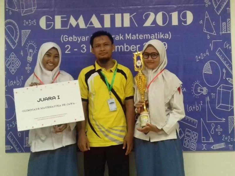Tim Muhiba Juara 1 Olimpiade Matematika UMSurabaya