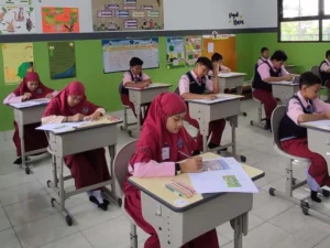 Assessment Cambridge di SD Muhita, Terganggu Tukang Bangunan