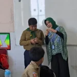 Menghitung Uang ala Teller Bank Diajarkan di Sekolah Ini