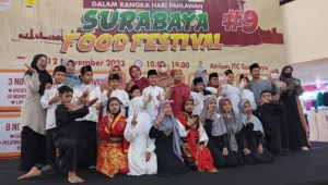 SD Mumtas Pentas Seni Hari Pahlawan di Surabaya Food Festival