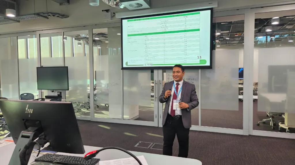 Rektor UM Surabaya Ungkap Luka Psikologis Perawat Migran di Forum Internasional