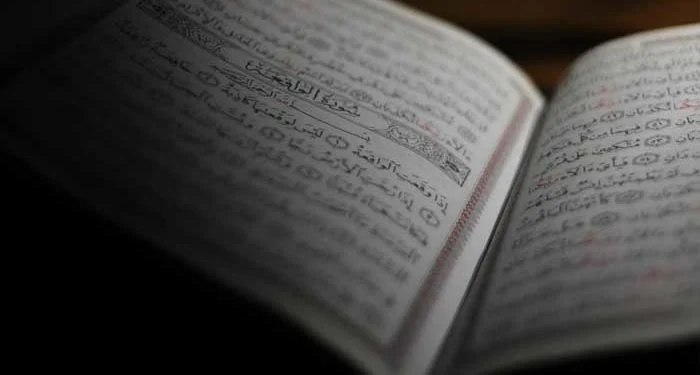 Hukum Membakar Mushaf Quran yang Rusak