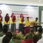 Tiga Lagu Grup Musik Pelajar Ini Mendamaikan Suasana Seminar