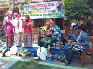 Memainkan Bahasa lewat Lomba Musikalisasi Puisi Warnai Sumpah Pemuda