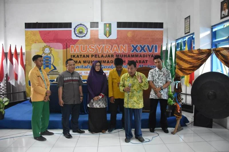 Gong Berbunyi saatnya IPM Pilih Pemimpin Memenuhi Kualitas Ini