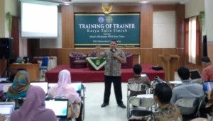 Mencetak Guru Profesional melalui Karya Tulis Ilmiah