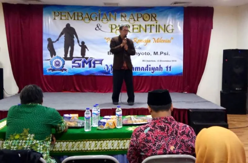 Parenting Bahas Realitas Anak Zaman Milenial, Inilah Karakter Mereka yang Harus Dipahami Orangtua