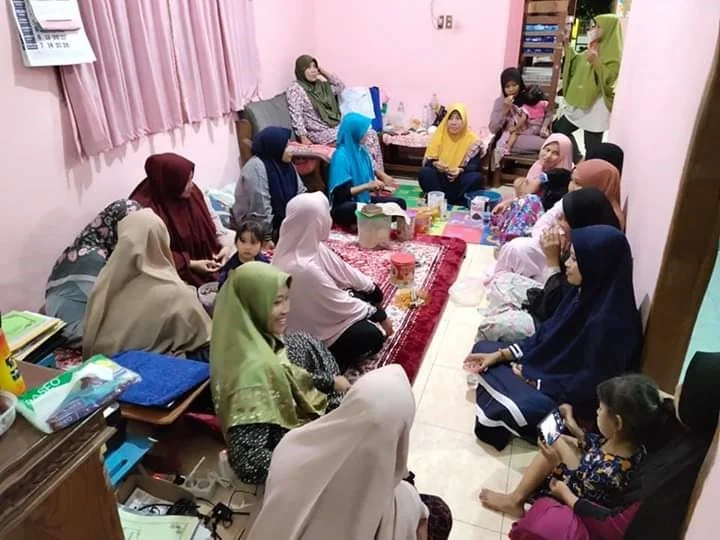 PRNA Brangsi Tradisikan Mengunjungi Keluarga Kader yang Sakit