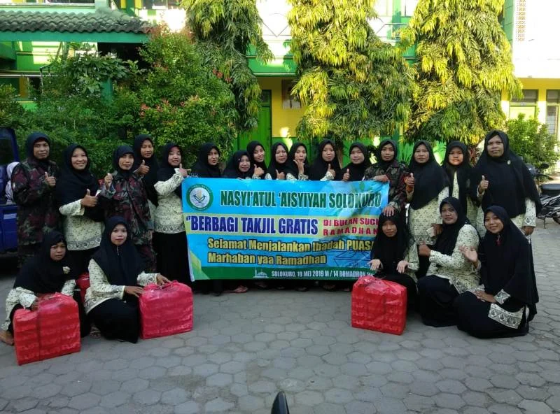 Galang Kebersamaan Lewat Berbagi Takjil seperti Ini