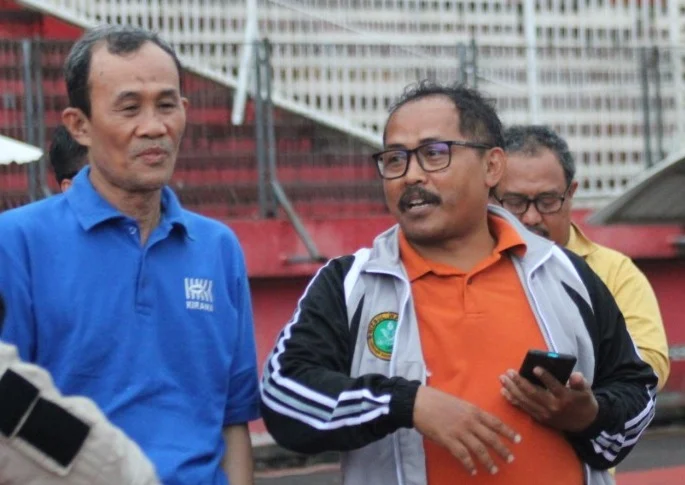 Shooting Batal, Mas Nadjib Tampak Lelah