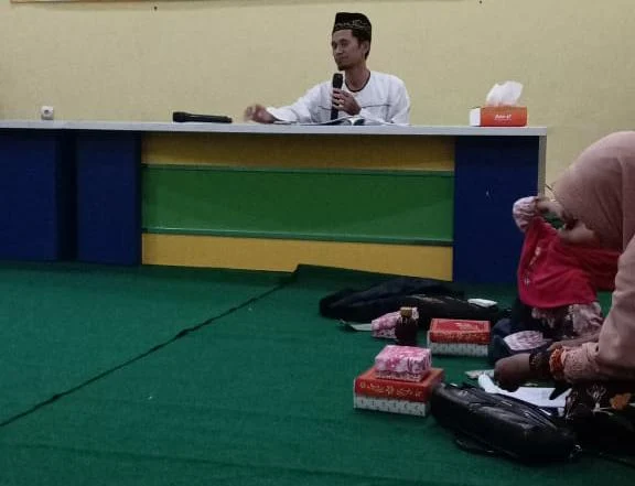 Nasyiah Berkumpul Bahas soal Kenapa Harus Mengalah