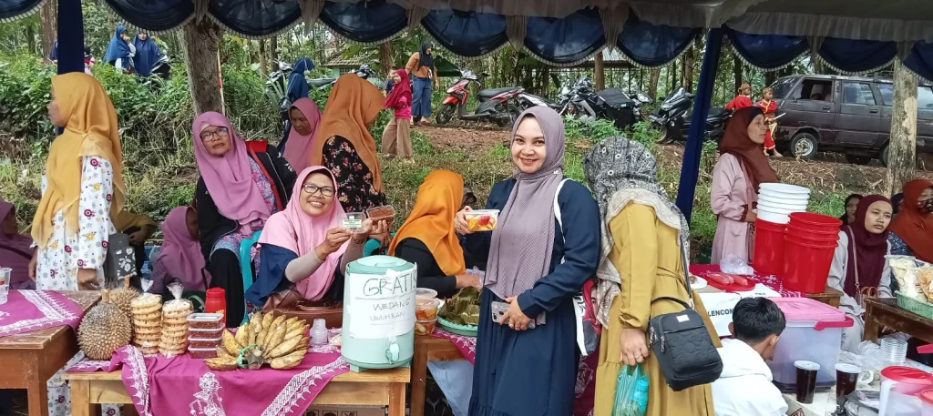 Tak Kebagian Bakso, Penggembira Musyda Ngawi Tetap Bergembira