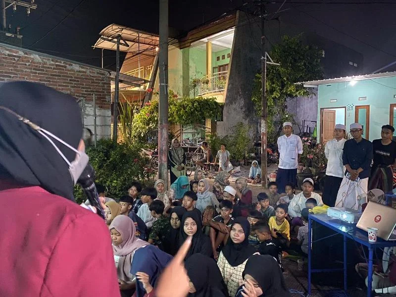 Ngopi Bersama Gen Z dari Mahasiswa Profesi Bidan UMSurabaya