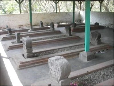 Kuburan Pitu, Makam Islam di Majapahit