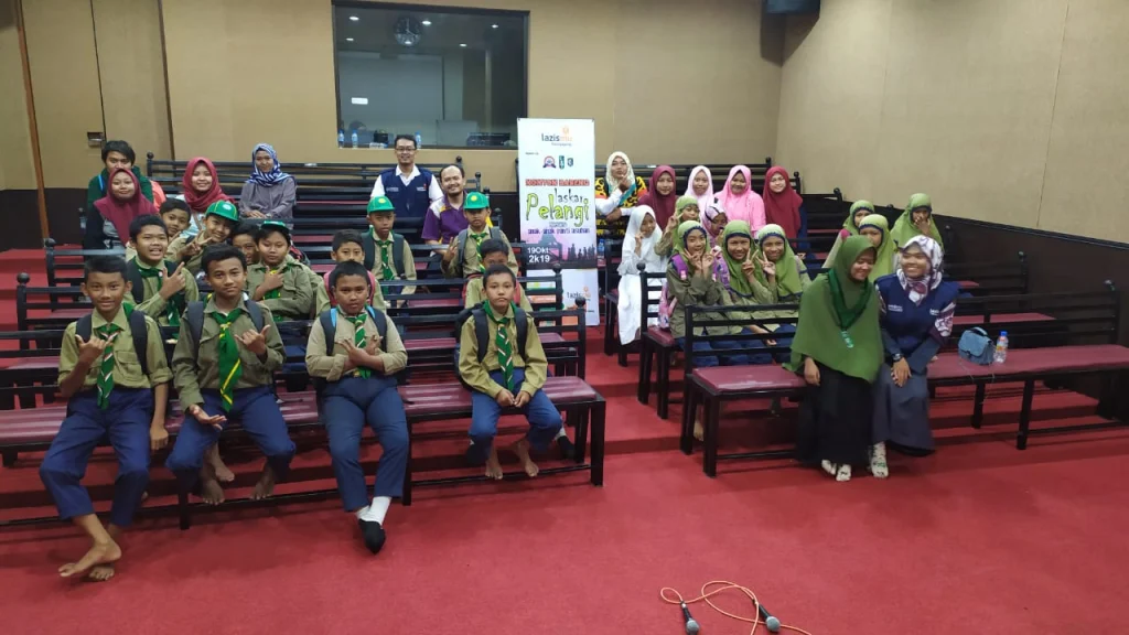 Nobar Film Laskar Pelangi, Masih Ada Saja yang Menangis