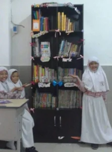 Tanamkan Cinta Baca pada Siswa dengan One Day One Book One Paragraph