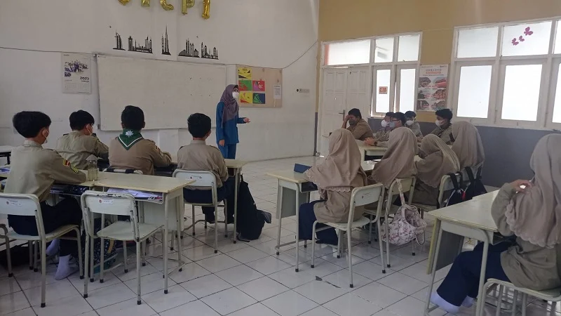 Saat Dokter RSMG Mengajar Siswa Spemdalas