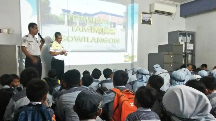 Serunya Tret-Tret SDM GKB 2 Gresik ke Terminal Tambak Osowilangon dan Stasiun Kota Surabaya