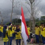 X-Mission, Siswa Smamio Berhasil Kibarkan sang Merah Putih