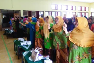 Jadilah Ayah dan Ibu 100 Persen