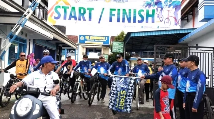 Semarak Muktamar, PCM Genteng Gelar Fun Bike