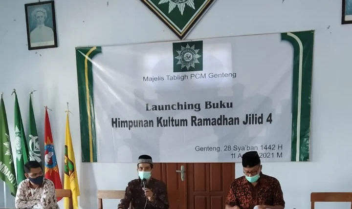 PCM Genteng Launching Buku Kumpulan Kultum Ramadhan