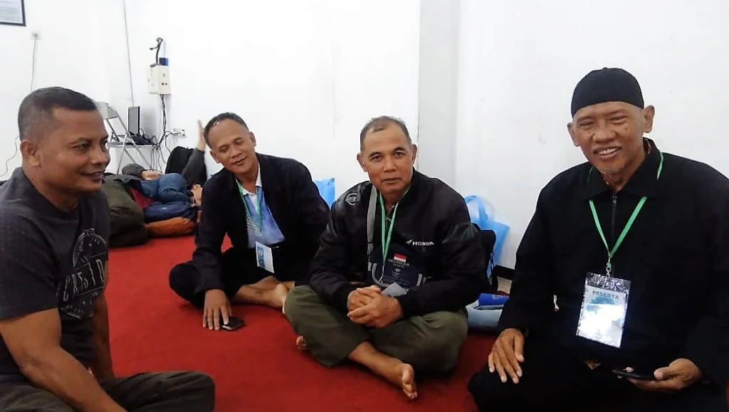 Dari Ponorogo Hadiri Kajian Ramadhan di UMM Sewa Bus