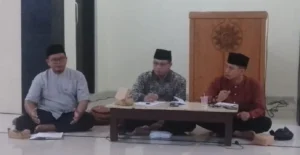 PCM Genteng Rapat Evaluasi Program Lemper PM