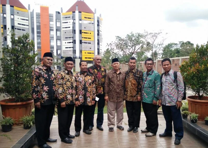 Studi Banding ke SMK Mutu Gondanglegi sebelum Dirikan SMK Muhammadiyah Gosari Gresik