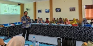 Anggota BAN SM Jatim Ini Bagikan Kiat Sukses Akreditasi Sekolah