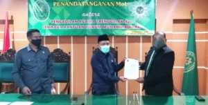 PDM-Pengadilan Agama Trenggalek Taken MoU Dirikan Posbakum