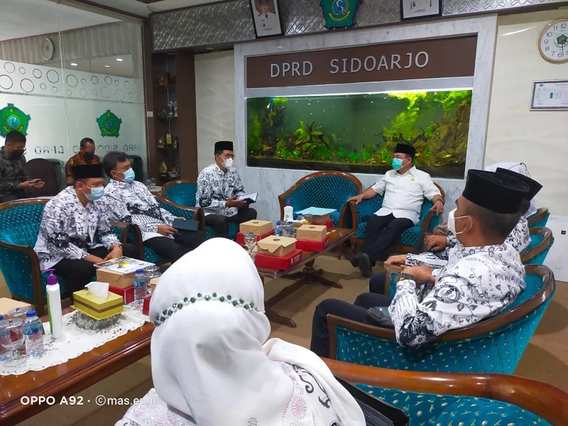 PGRI Sidoarjo Audiensi dengan Ketua DPRD, Ini yang Dibahas!
