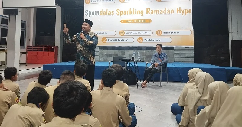 Penulis Buku Ini Beri Tips Raih Kemuliaan pada Siswa Spemdalas di PKDA