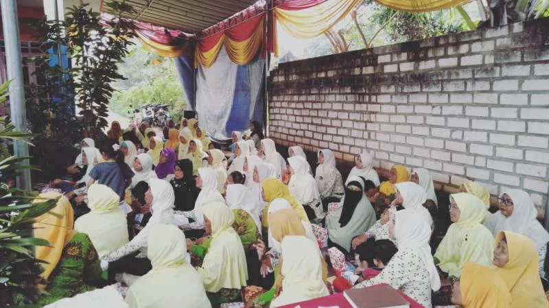 Enaknya Jika Pengajian Aisyiyah Digabung dengan Tasyakuran