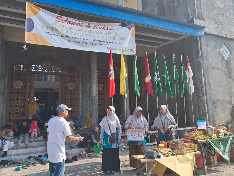 Jalan Sehat Tingkatkan Kesadaran Ekologis
