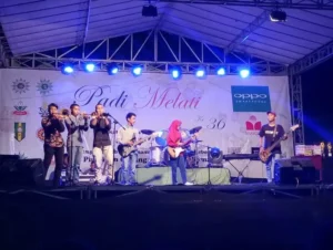 Bazar Padi Melati Ajang Amal dan Reuni Alumni