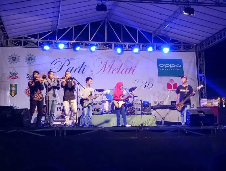 Bazar Padi Melati Ajang Amal dan Reuni Alumni